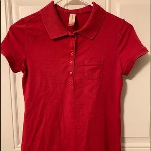 Women’s red shirt
